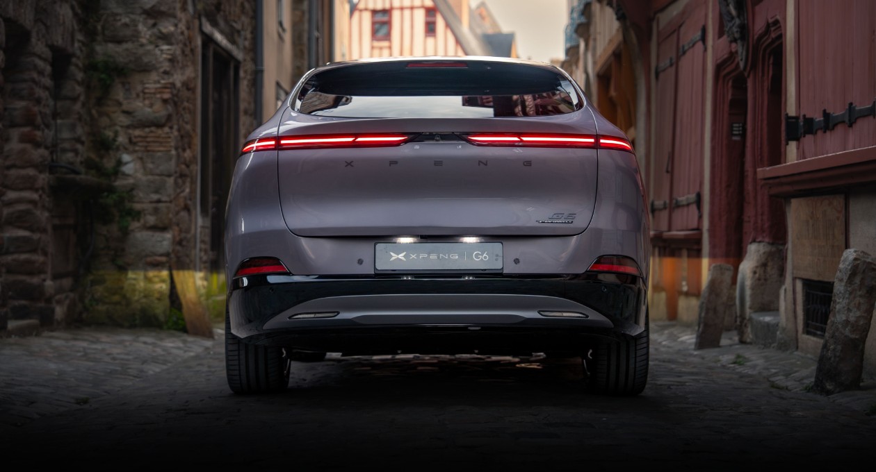 Nouveau spoiler arrière aérodynamique